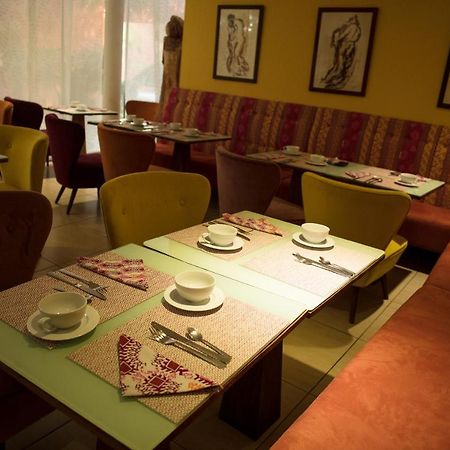 Hotel Maison Rouge Cotonou Eksteriør bilde